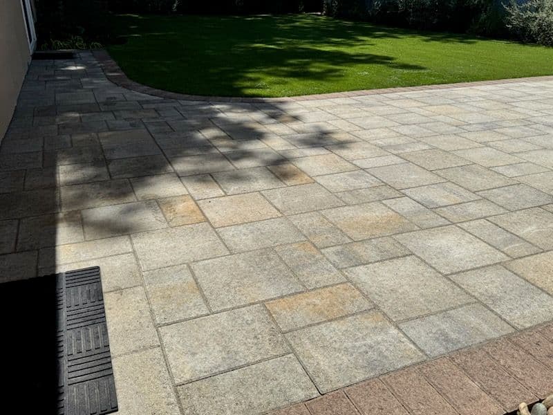 Gallery photos for Sherman Oaks Backyard Oasis with New Pavers: Image #2